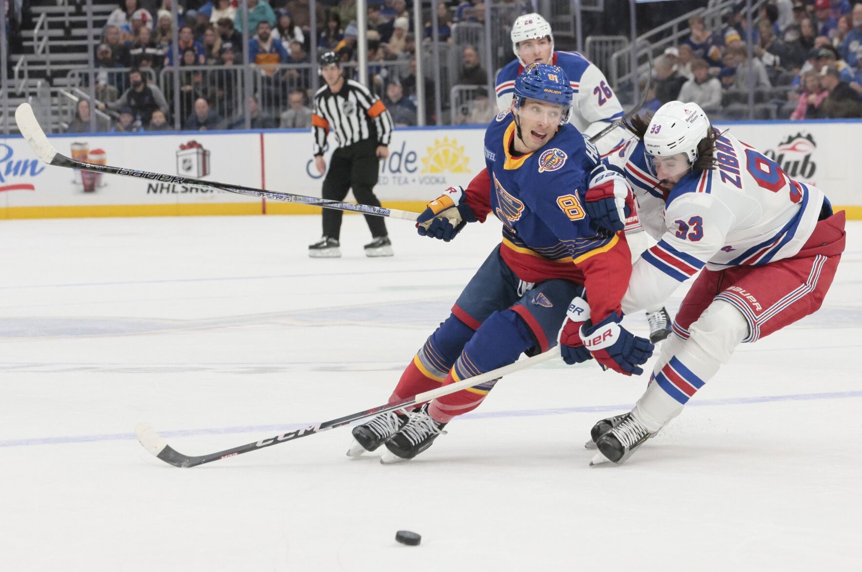 St. Louis Blues host New York Rangers